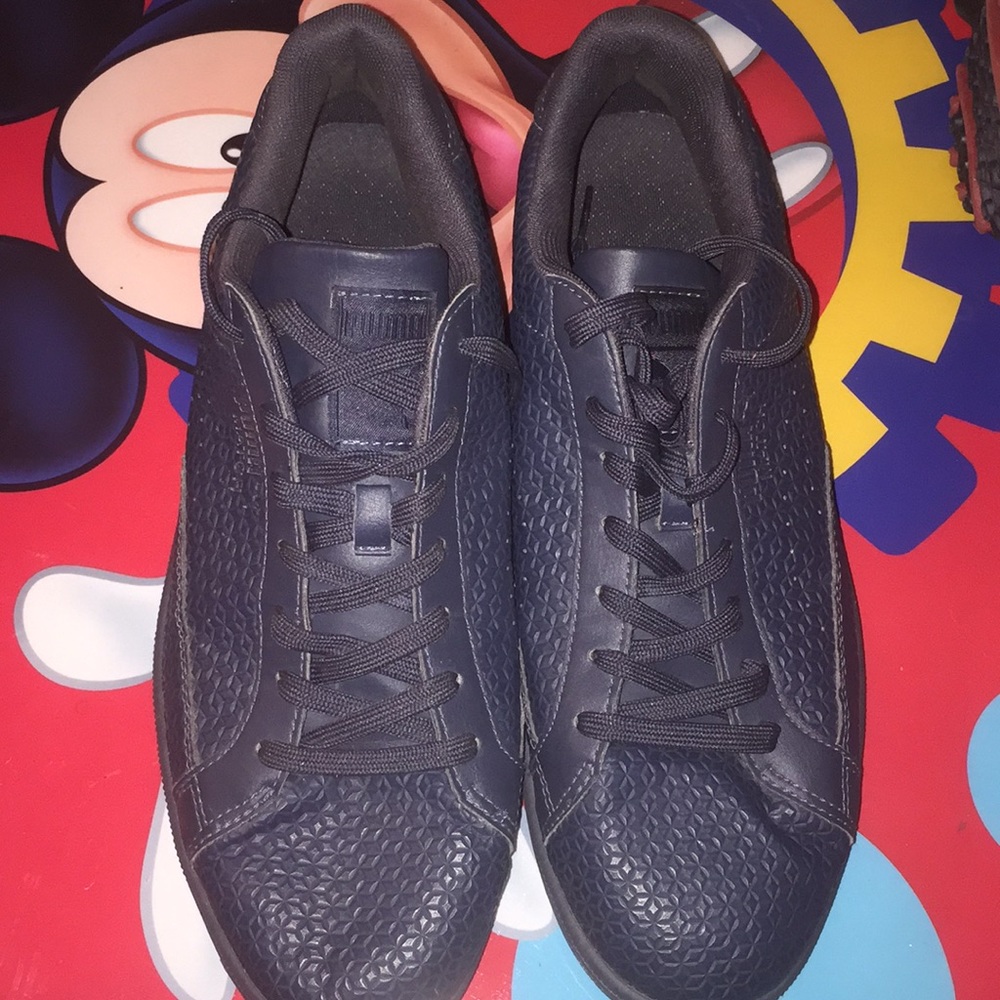 Size 11 puma shoes for men’s or boys